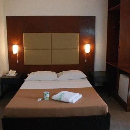 Cebu Century Hotel Εξωτερικό φωτογραφία